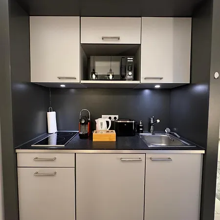 شقة Wohnen Auf Zeit - Schwarzwaldblick By Rabe, Gym, Parkplatz, Smart-tv, Netflix كارلسروه
